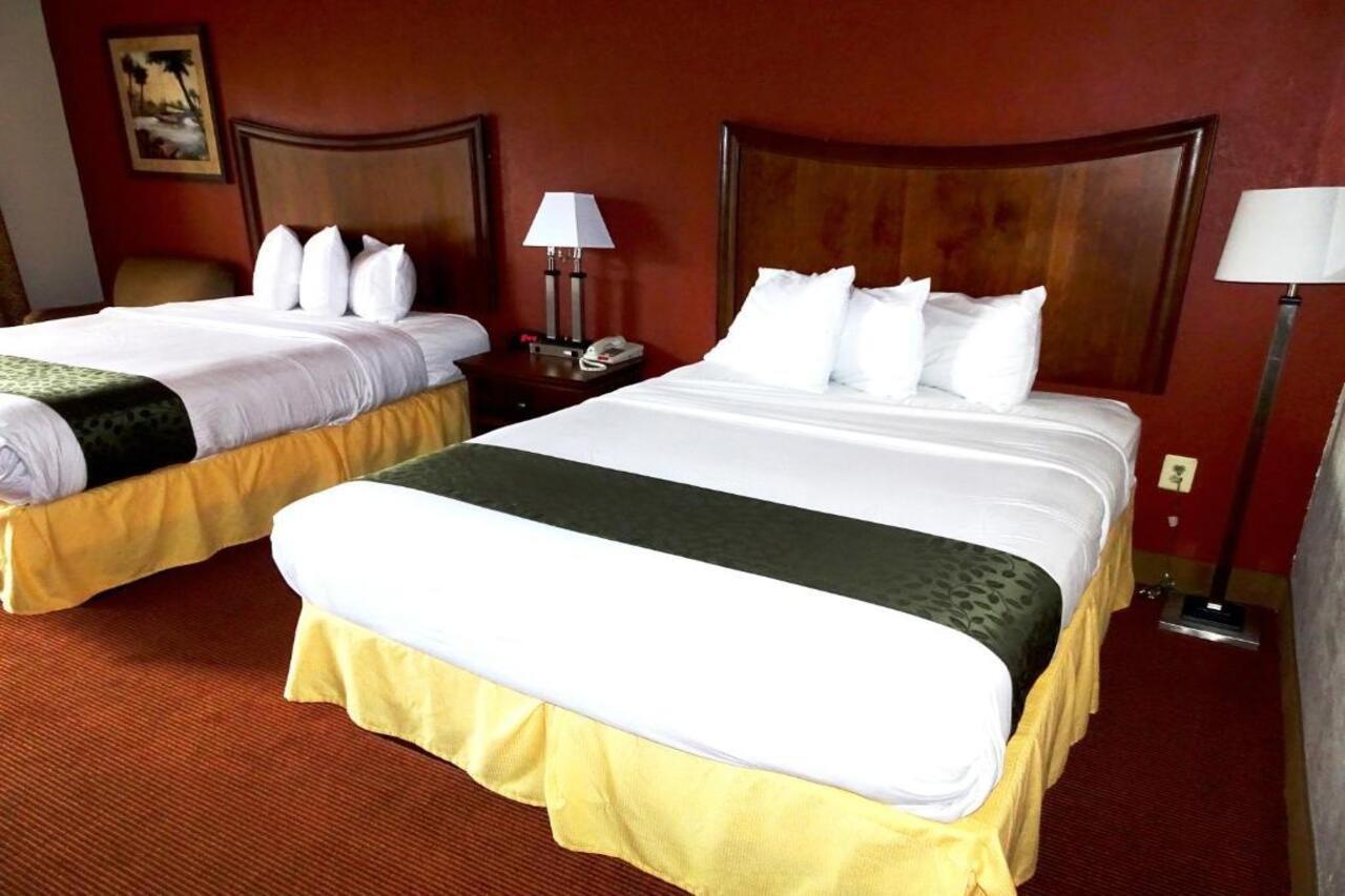 Locanda Western Of Crestview