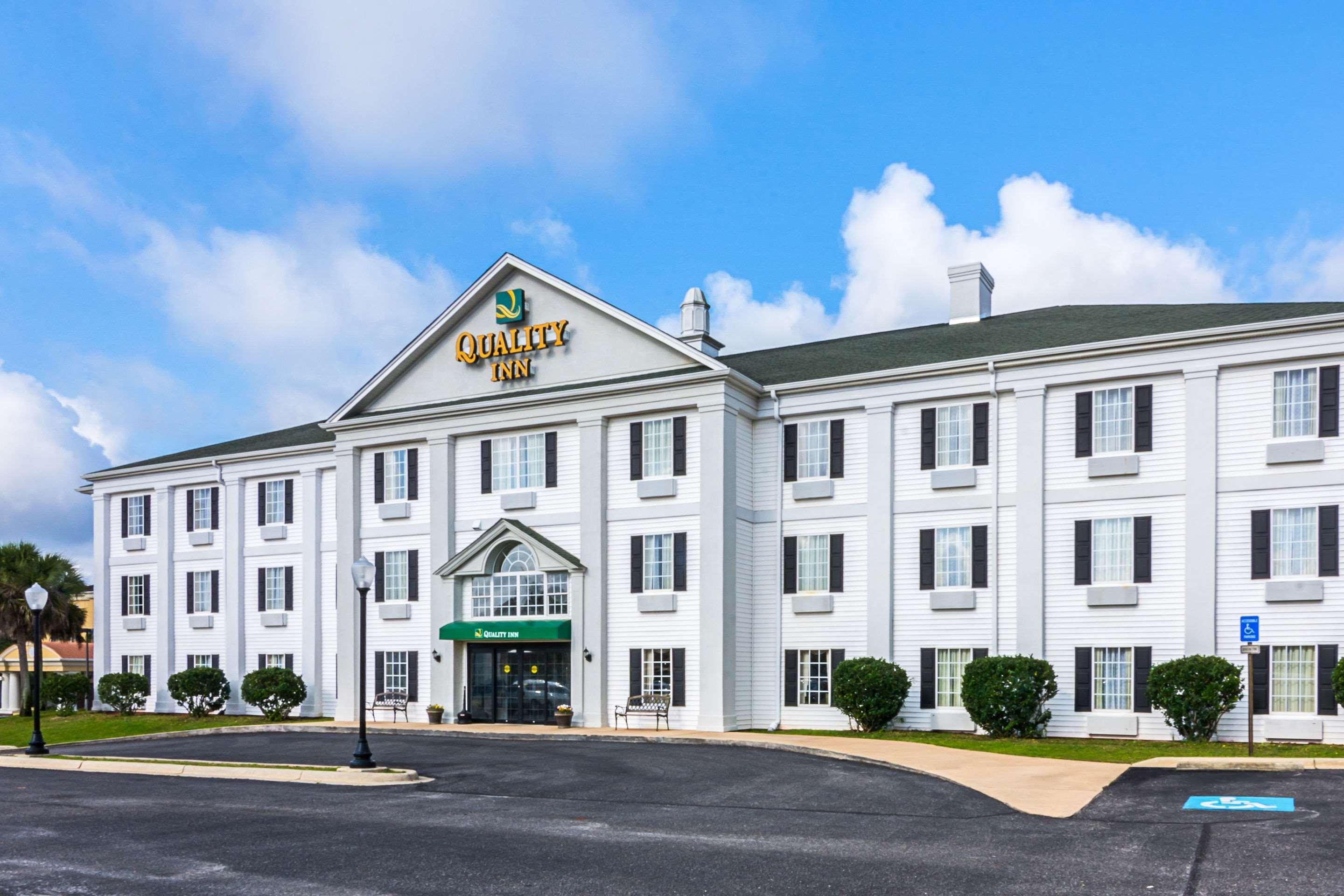Locanda Western Of Crestview